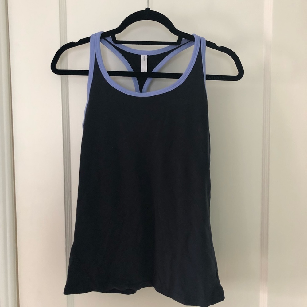 Gap Fit workout tank, built in bra